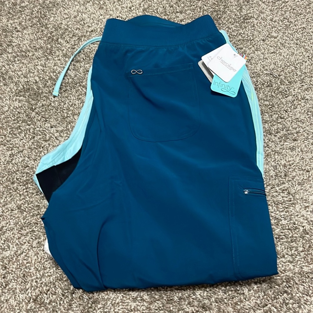 Cherokee infinity scrub pants